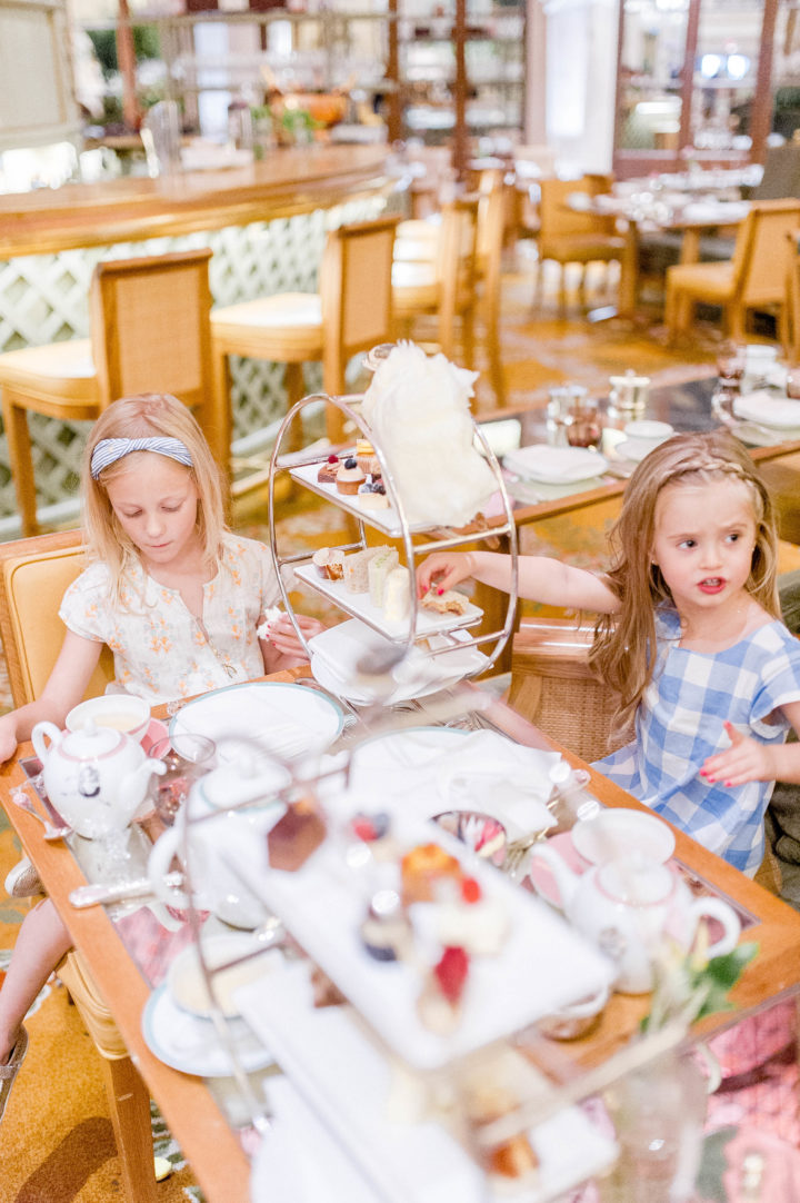 Eva Amurri Martino's daughter Marlowe enjoys high tea with a friend at the Plaza Hotel in New York City