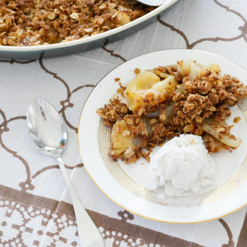Eva Amurri shares an easy Pear & Ginger Crumble Recipe