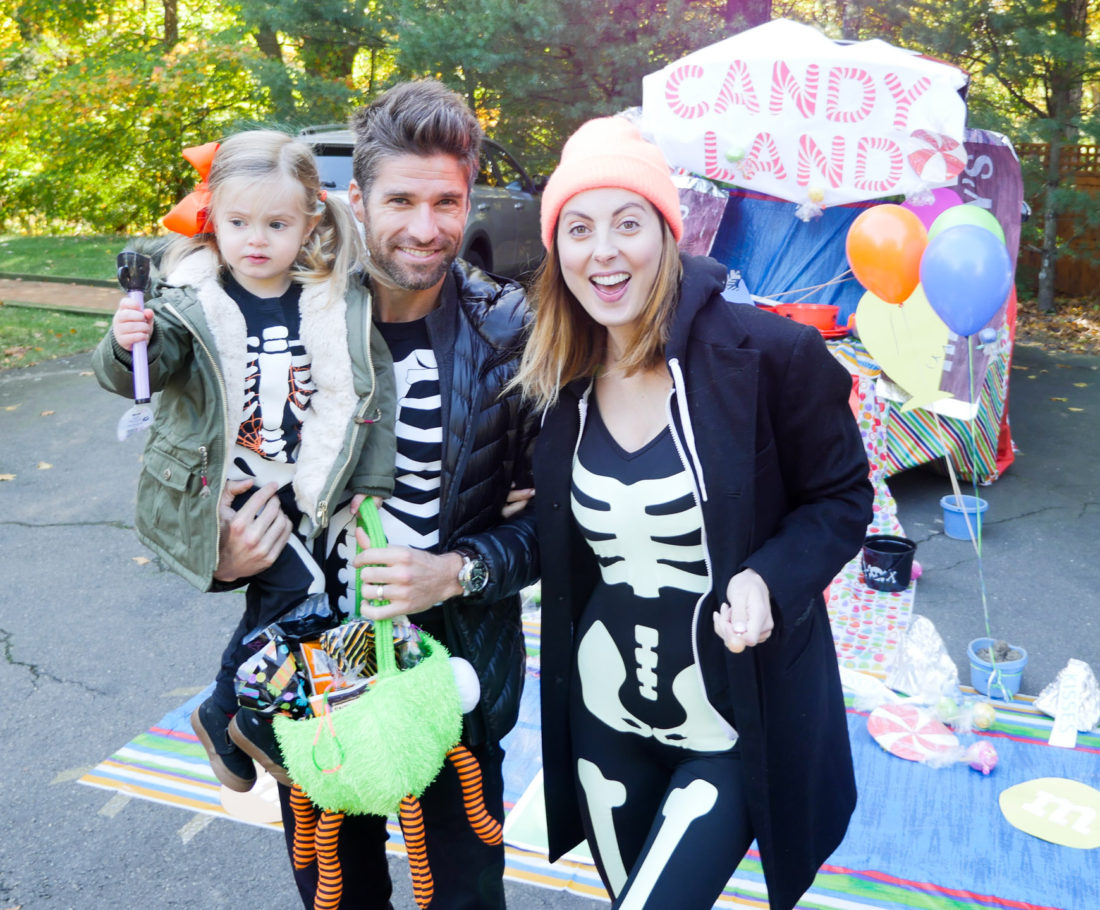 Eva Amurri Martino, Kyle Martino, and Marlowe Martino dressed as skeletons on Halloween