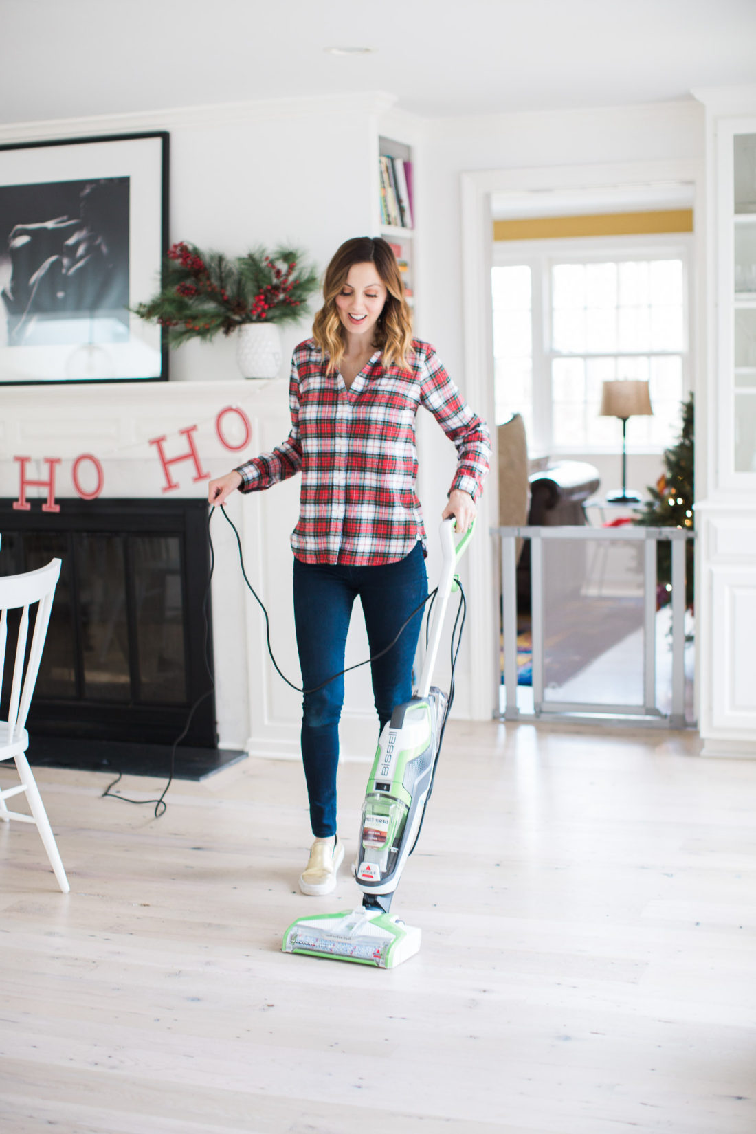 Eva Amurri Martino prepares her home for a holiday party using the bissell crosswave cleaning system