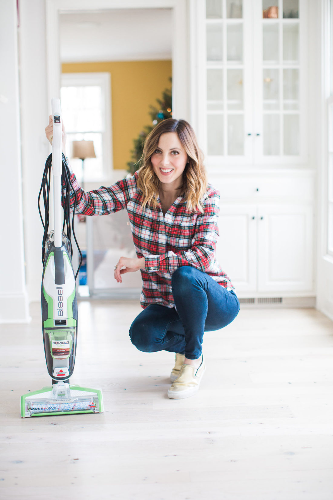 Eva Amurri martino uses the Bissell Crosswave cleaning system to prep her home for holiday parties