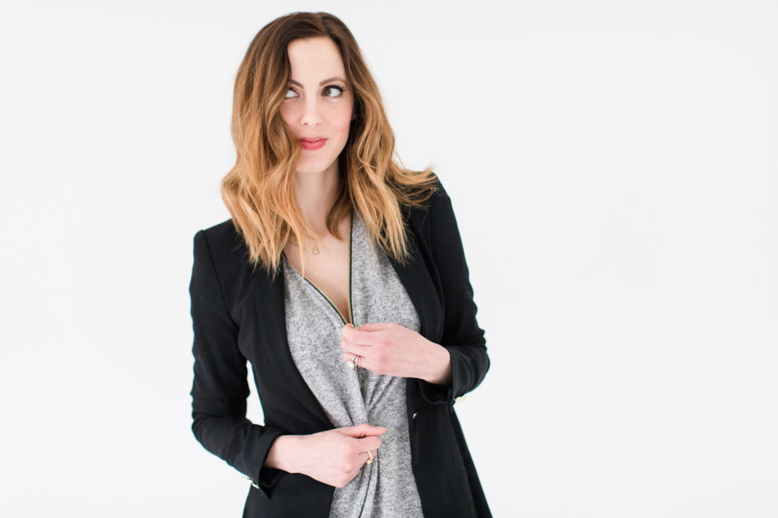 Eva Amurri Martino shows off the zipper on her grey nursing-friendly top