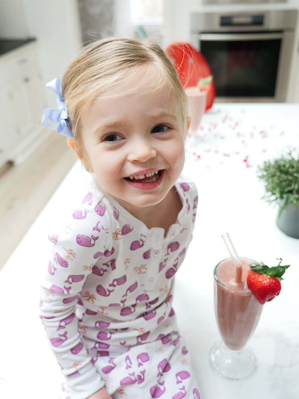 Eva Amurri shares a recipe for Chocolate-Covered Strawberry Smoothies