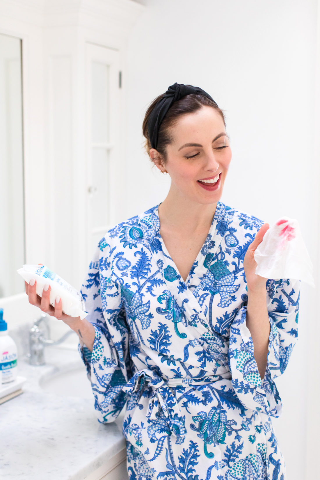 Eva Amurri Martino removes her makeup with a Gentle Basics cleansing wipe