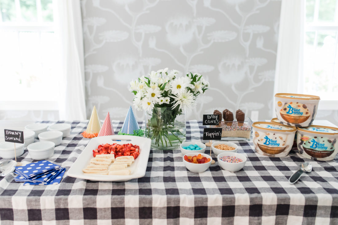 Eva Amurri Martino throws a family friendly ice cream social at her Connecticut home