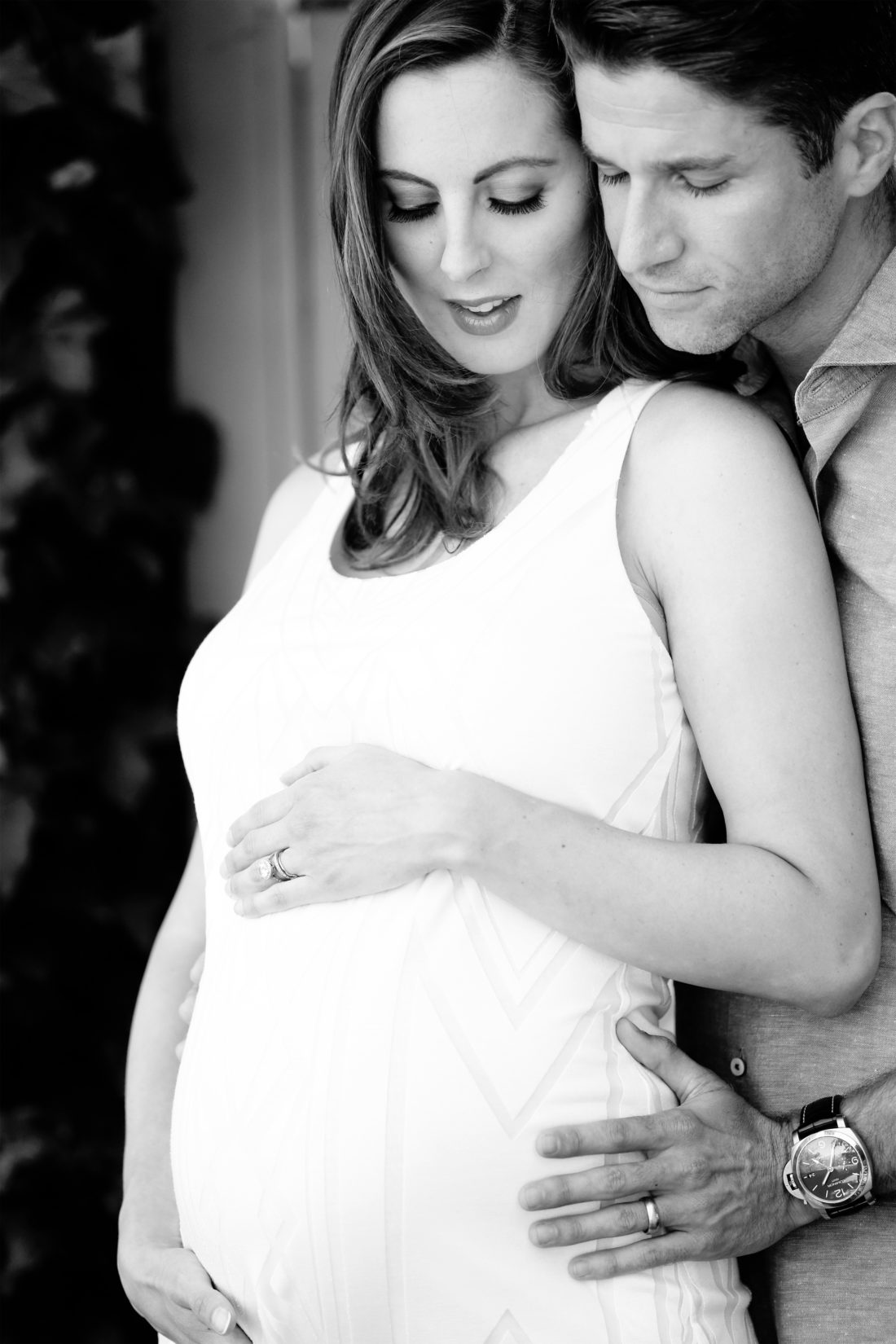 Eva Amurri Martino stands with Kyle Martino at nine months pregnant with first daughter Marlowe