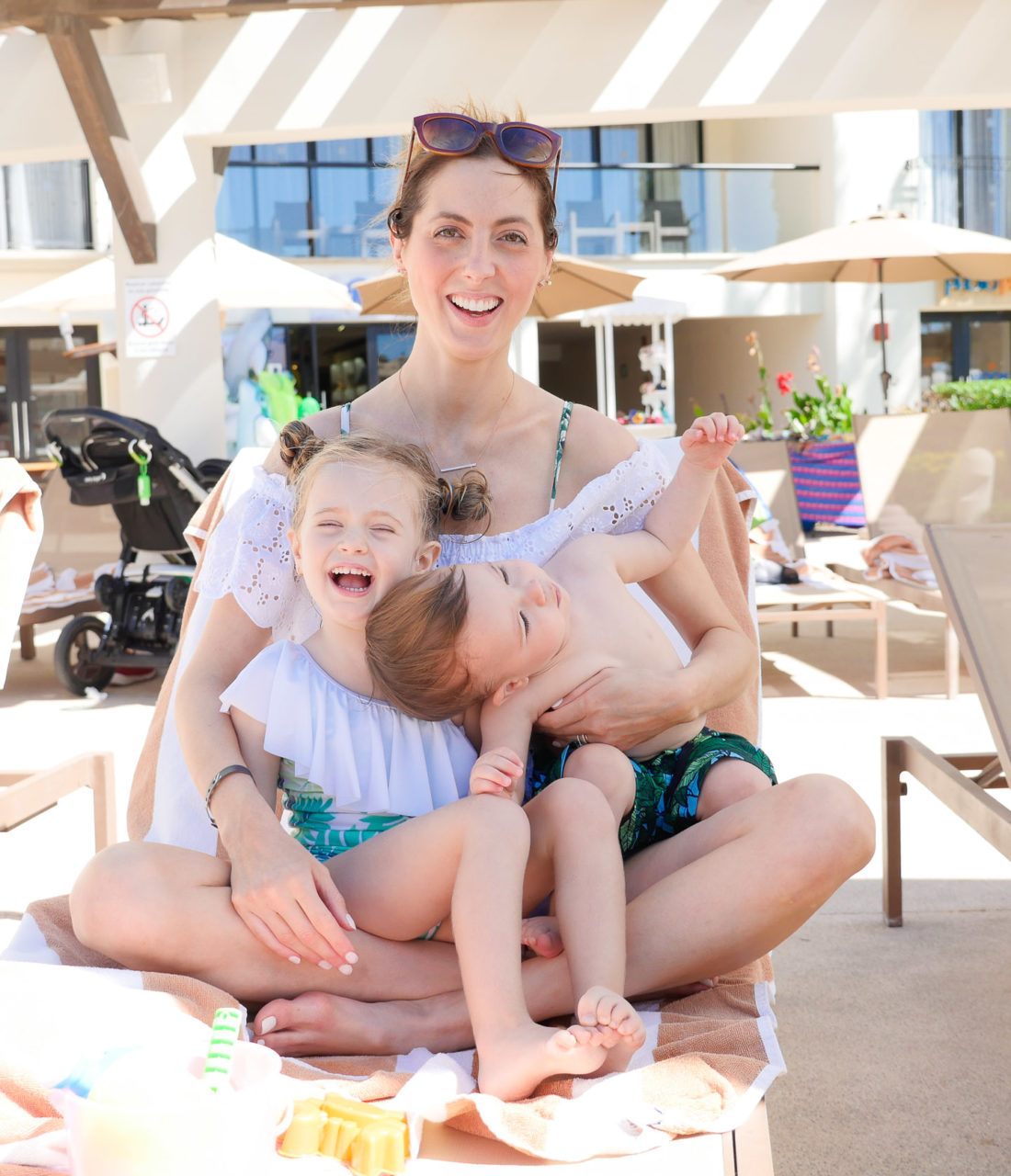Eva Amurri Martino laughs with her son and daughter on vacation in Mexico