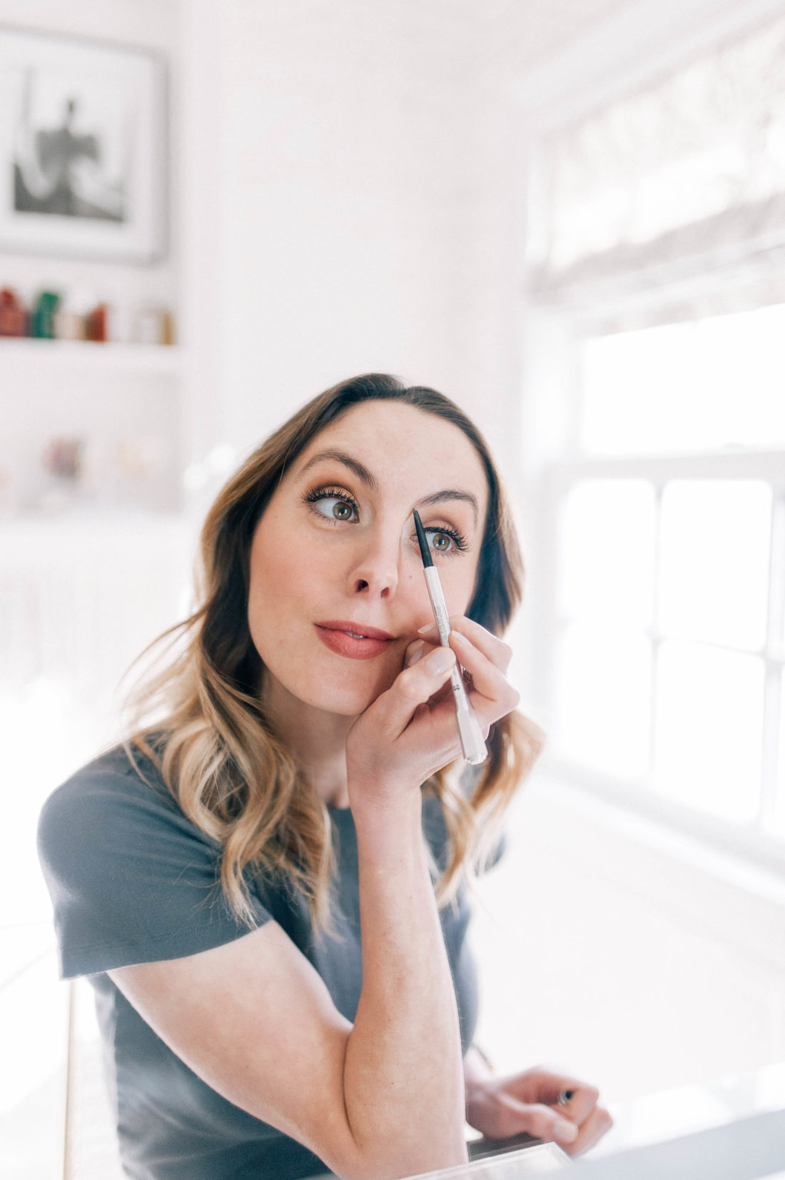 Eva Amurri Martino uses Benefit's Precisely Brow pencil to fill in here eyebrows