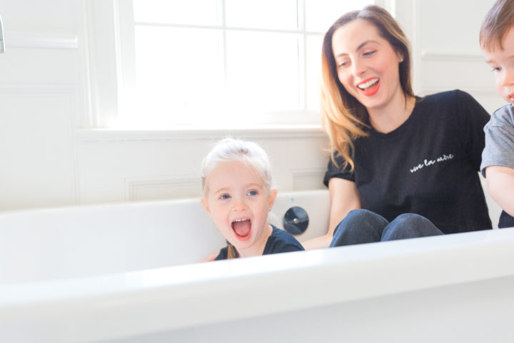 Eva Amurri Martino jokes around with her daughter Marlowe in a bathtub