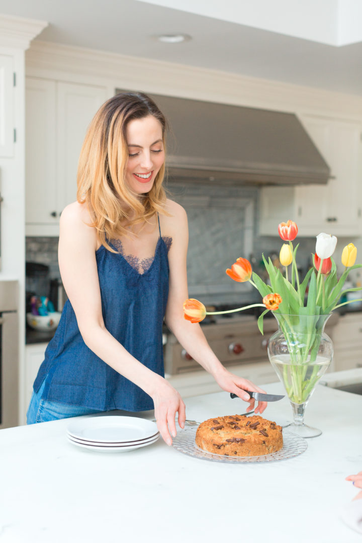 Eva Amurri Martino serves her kids dairy free banana bread