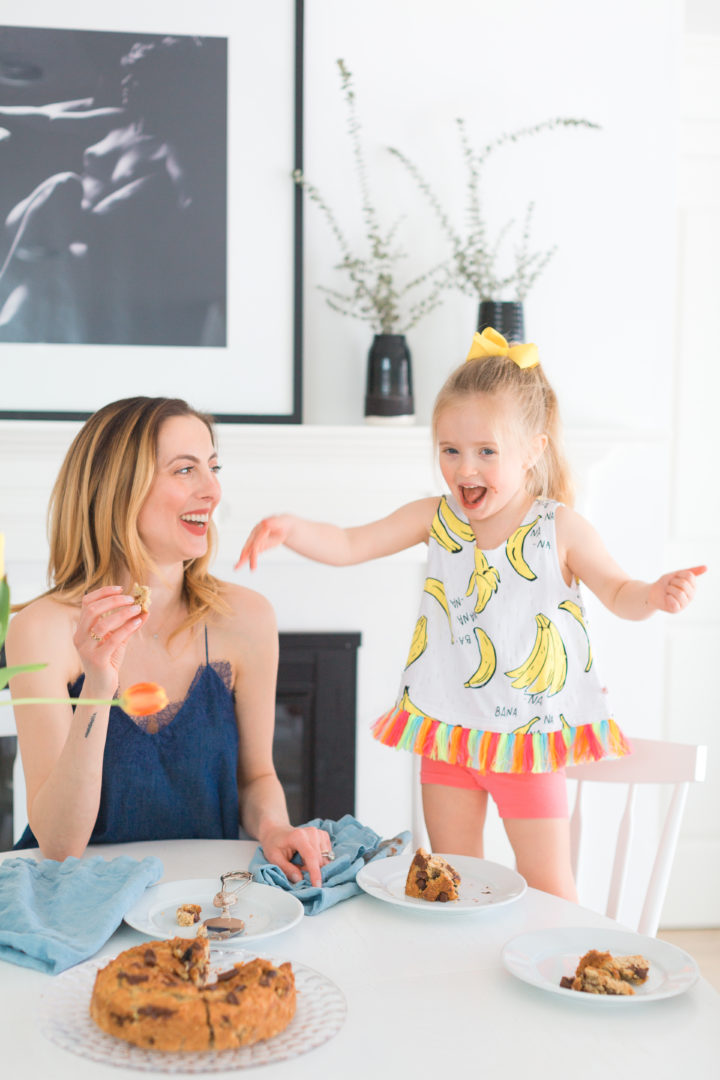 Eva Amurri Martino serves her kids dairy free banana bread