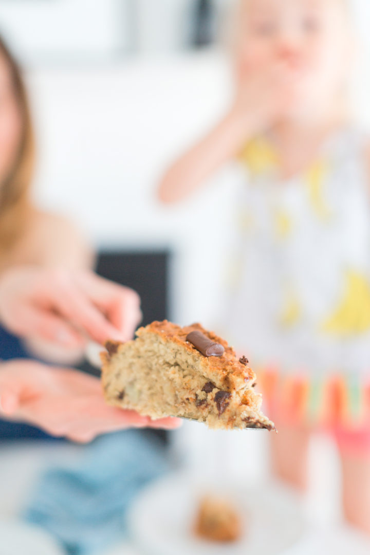 Eva Amurri Martino serves her kids dairy free banana bread