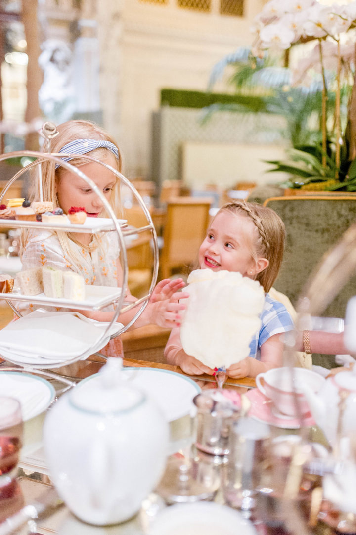 Eva Amurri Martino's daughter Marlowe enjoys high tea with a friend at the Plaza Hotel in New York City