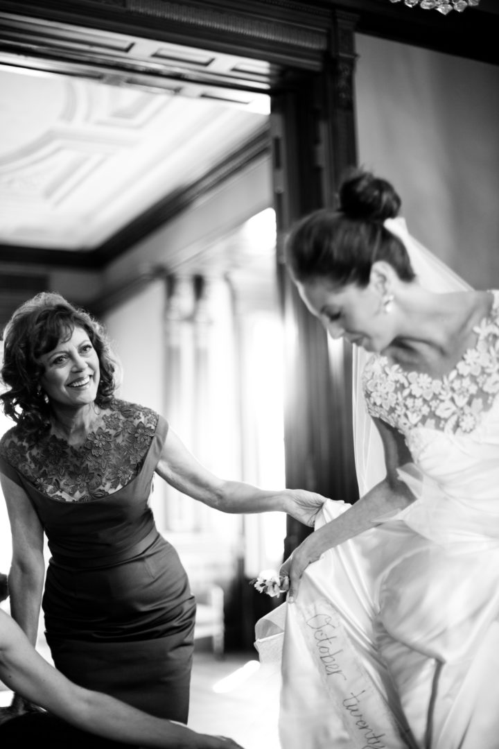 Eva Amurri Martino getting ready for her wedding while mother Susan Sarandon looks on happily.