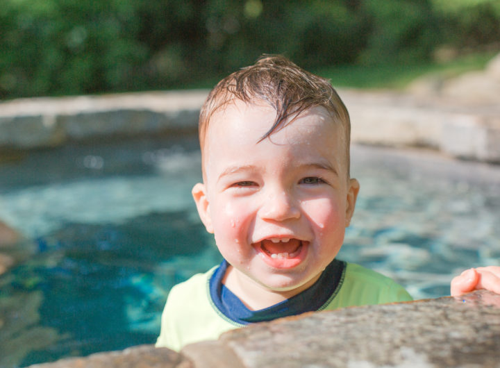 Eva Amurri Martino's son Major laughing in the pool