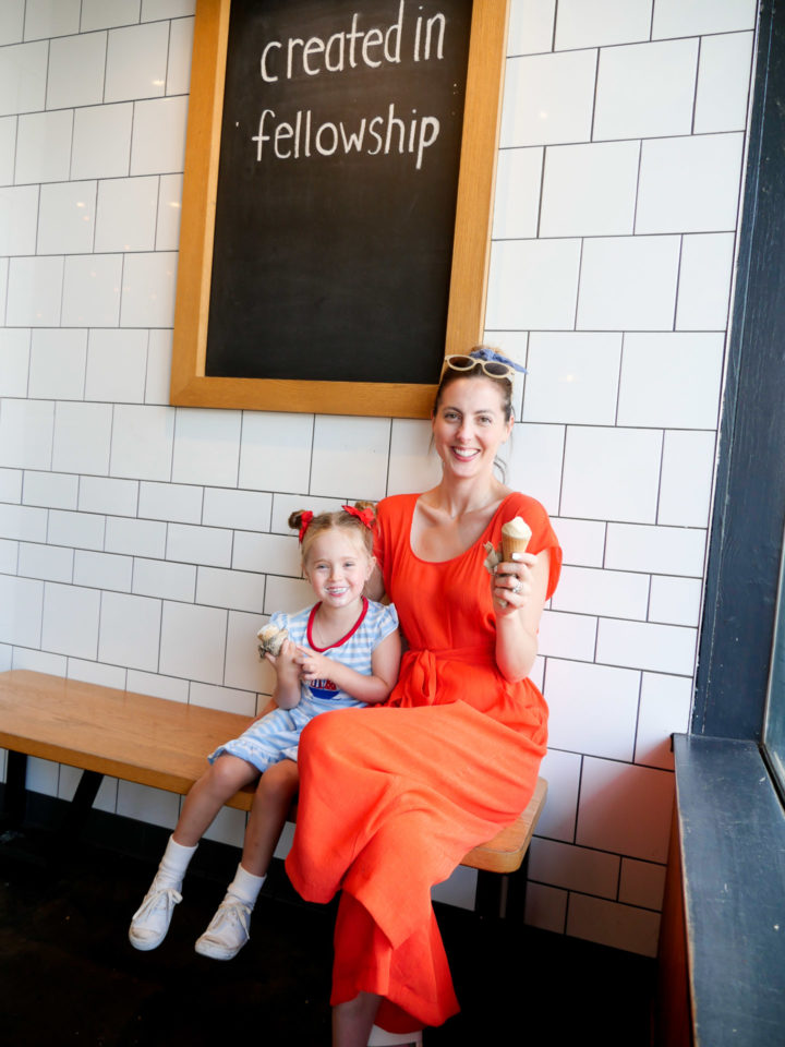Eva Amurri Martino poses with her daughter Marlowe in Charleston while eating ice cream