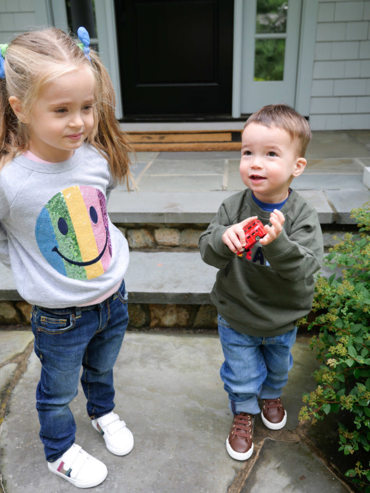 Eva Amurri Martino's kids Marlowe and Major hang out in front of their Connecticut home