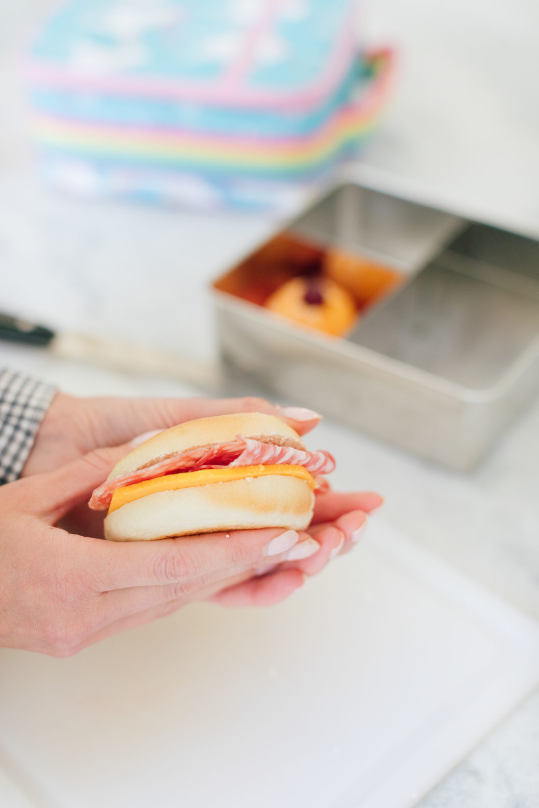 Eva Amurri Martino makes a bagel sandwich as an easy lunch box idea