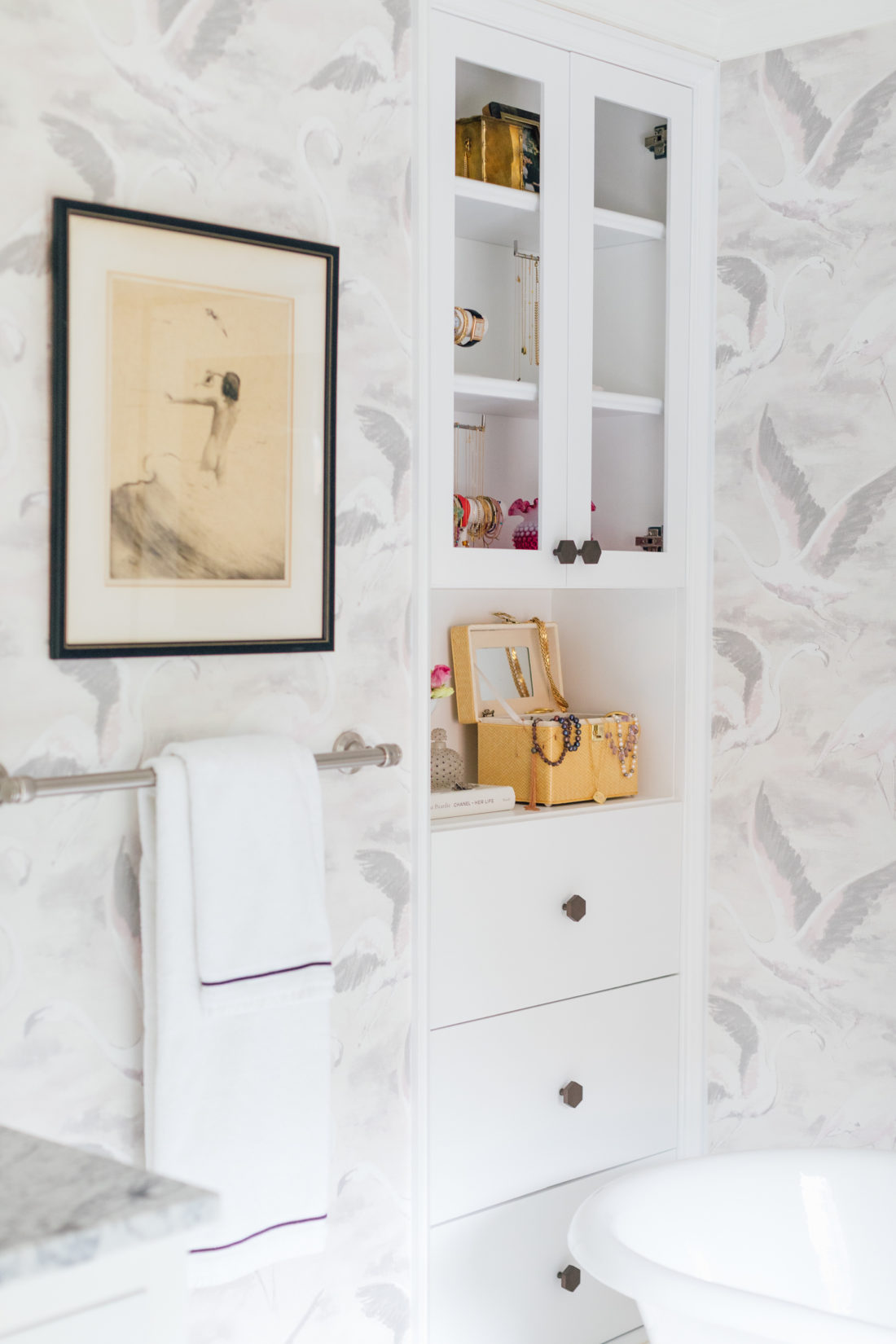 The built in bookcase in Eva Amurri Martino Master Bathroom