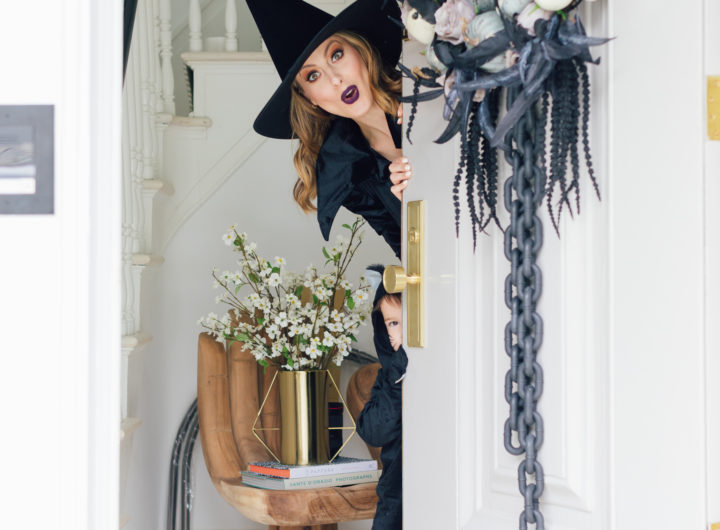 Eva Amurri Martino opens her front door to some trick or treaters