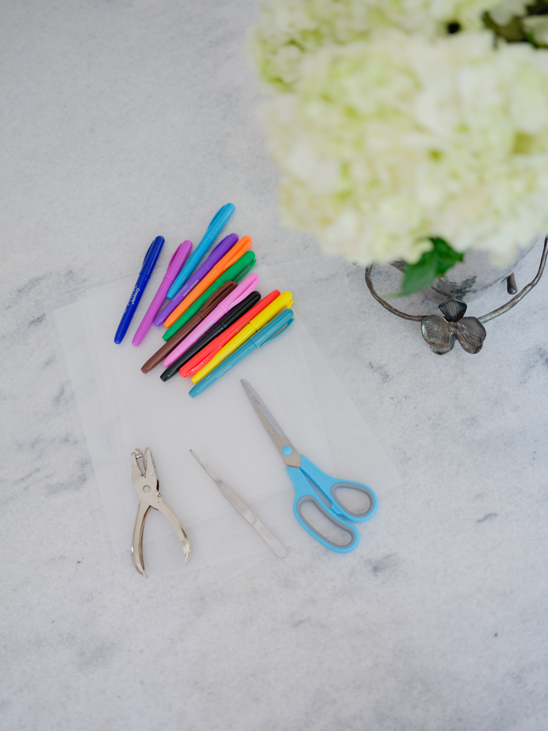 Eva Amurri Shows Us an Easy DIY Portrait Keychain Craft for Father's Day