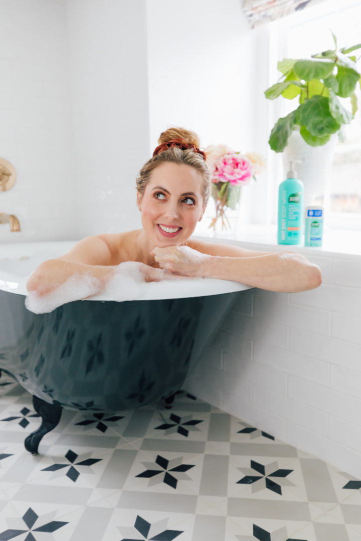 Eva Amurri and skincare expert Jennifer Adell share their favorite skincare products for Cyber Monday