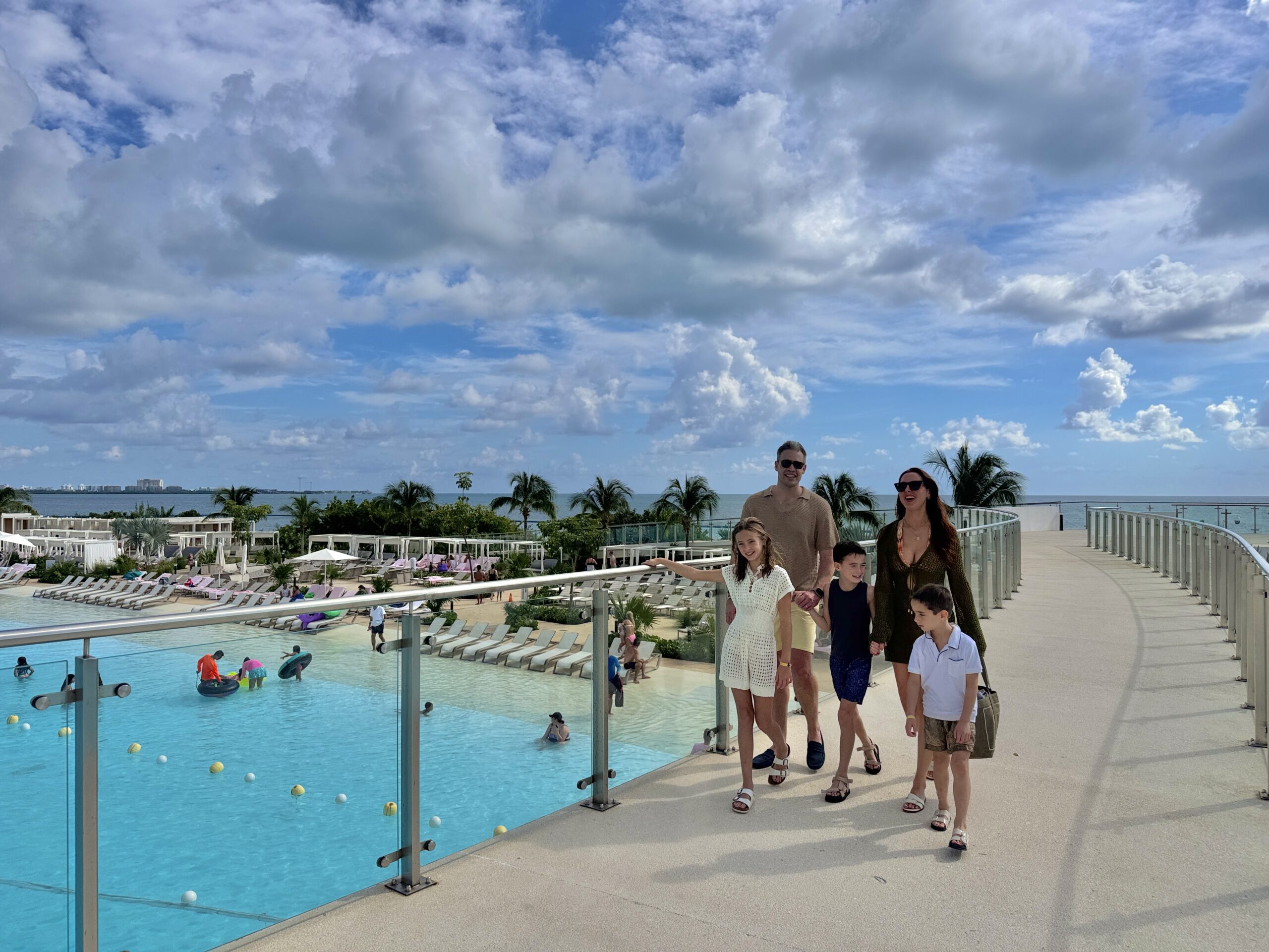 Our Thanksgiving Vacation To The AVA Cancun - Happily Eva After